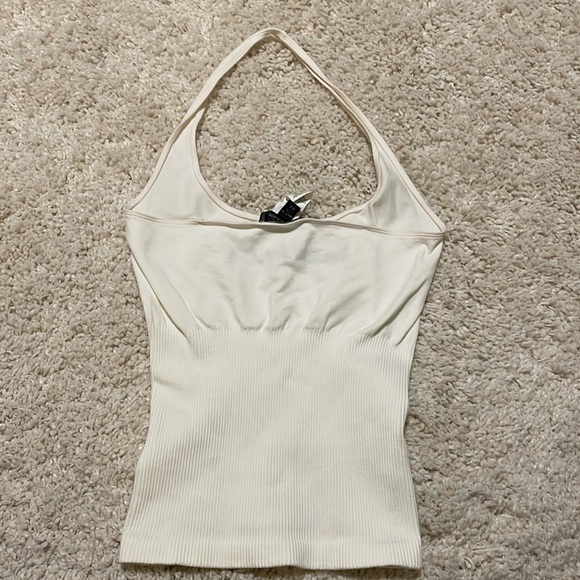 Bebe halter top off white black medium large stretchy nylon like new - Picture 3 of 3